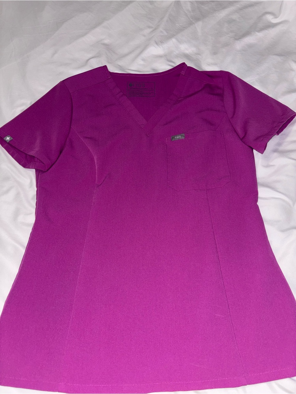 Figs Women’s V-Neck Scrub Top in Magenta. Style Catarina.